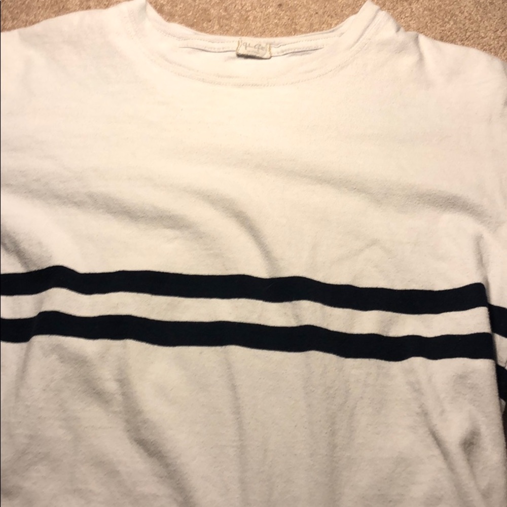 Brandy Melville tee shirt